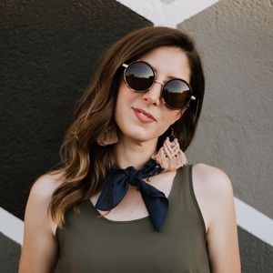 Meet your Posher, Danielle